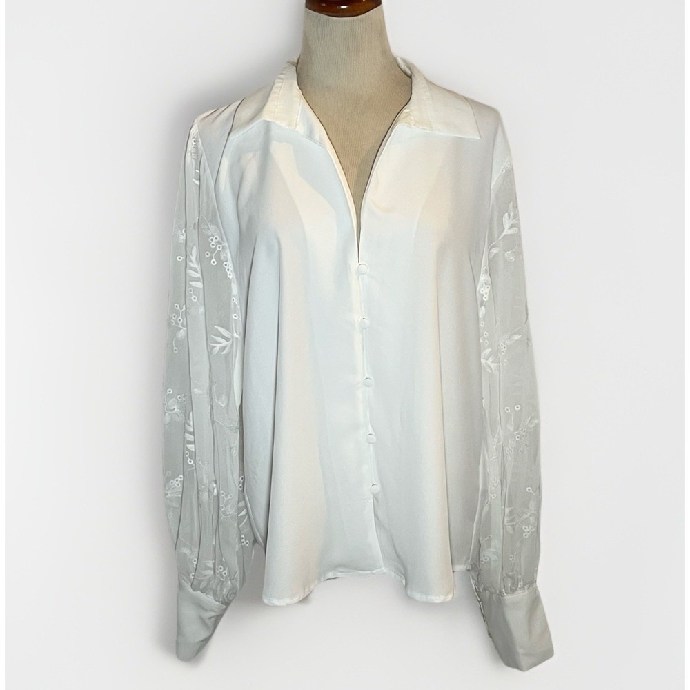 Soft Surroundings‎ Blouse White Embroidered Sheer Sleeve Button Front Top L